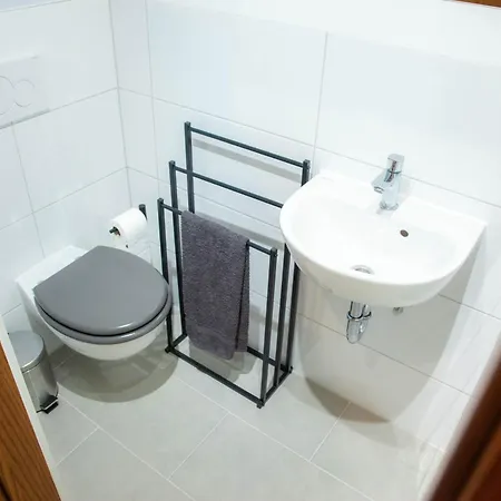 Ferien Und Gamingwohnung Appartamento Mönchengladbach